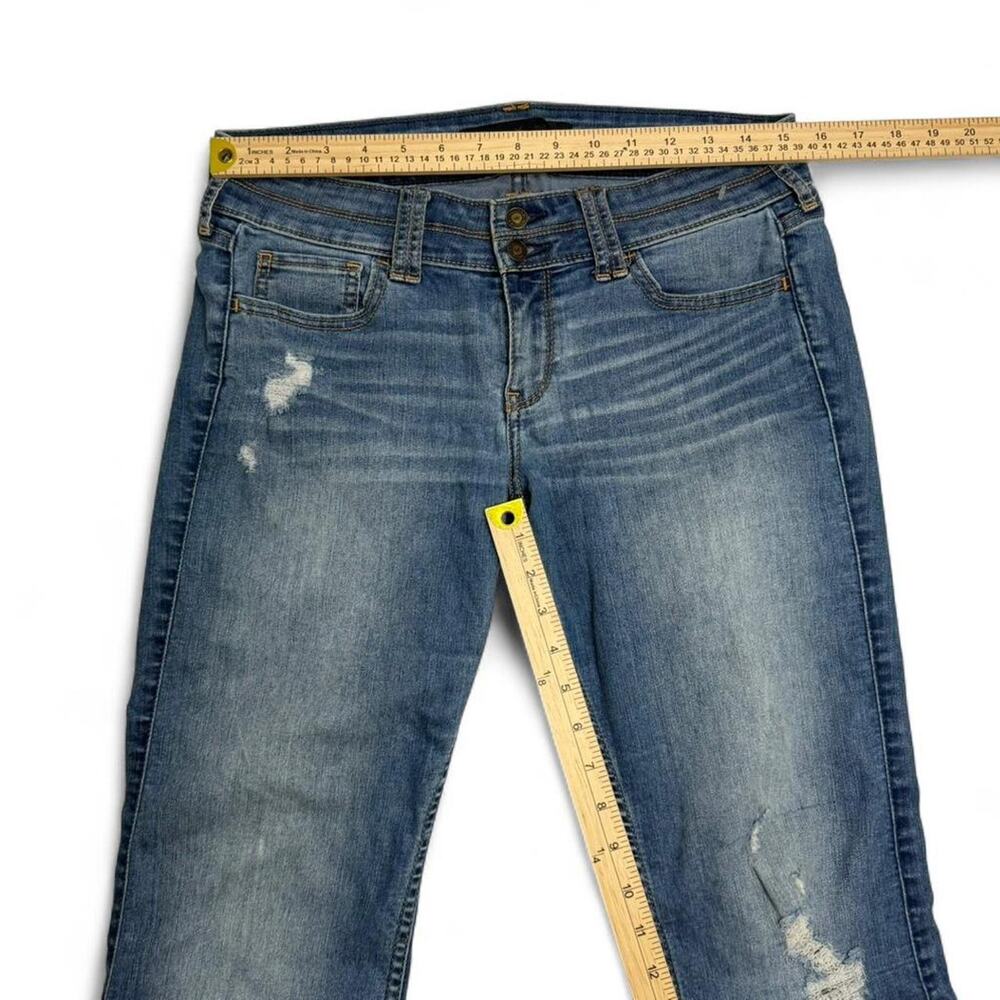 Hollister Women’s Low Rise Flare Jeans Size 11 Waist 30 material stretchy - Picture 6 of 6